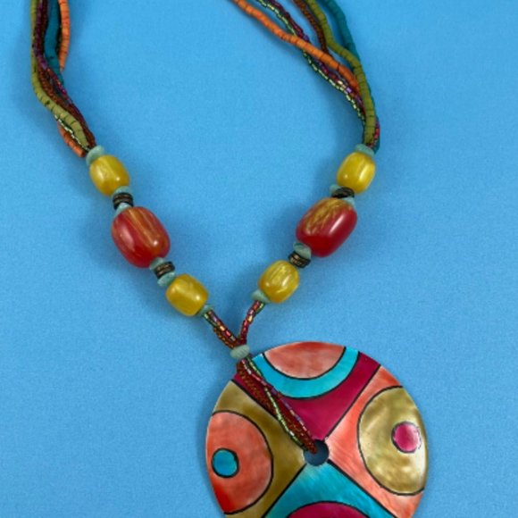 Mod GEOMETRIC DESIGN SHELL Necklace, Chunky, Colorful Lucite Beaded Multi Strand - Picture 9 of 9